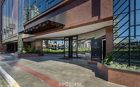 MHFA - Studios em Prédio Luxuoso com Vista Mar